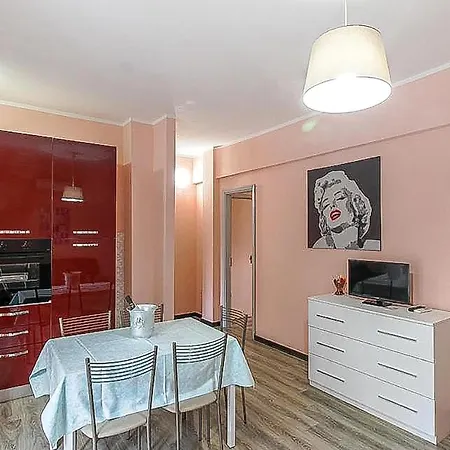 Appartement In With 1 Bedrooms, Wifi&outdoor Swimming Pool Pietra Ligure